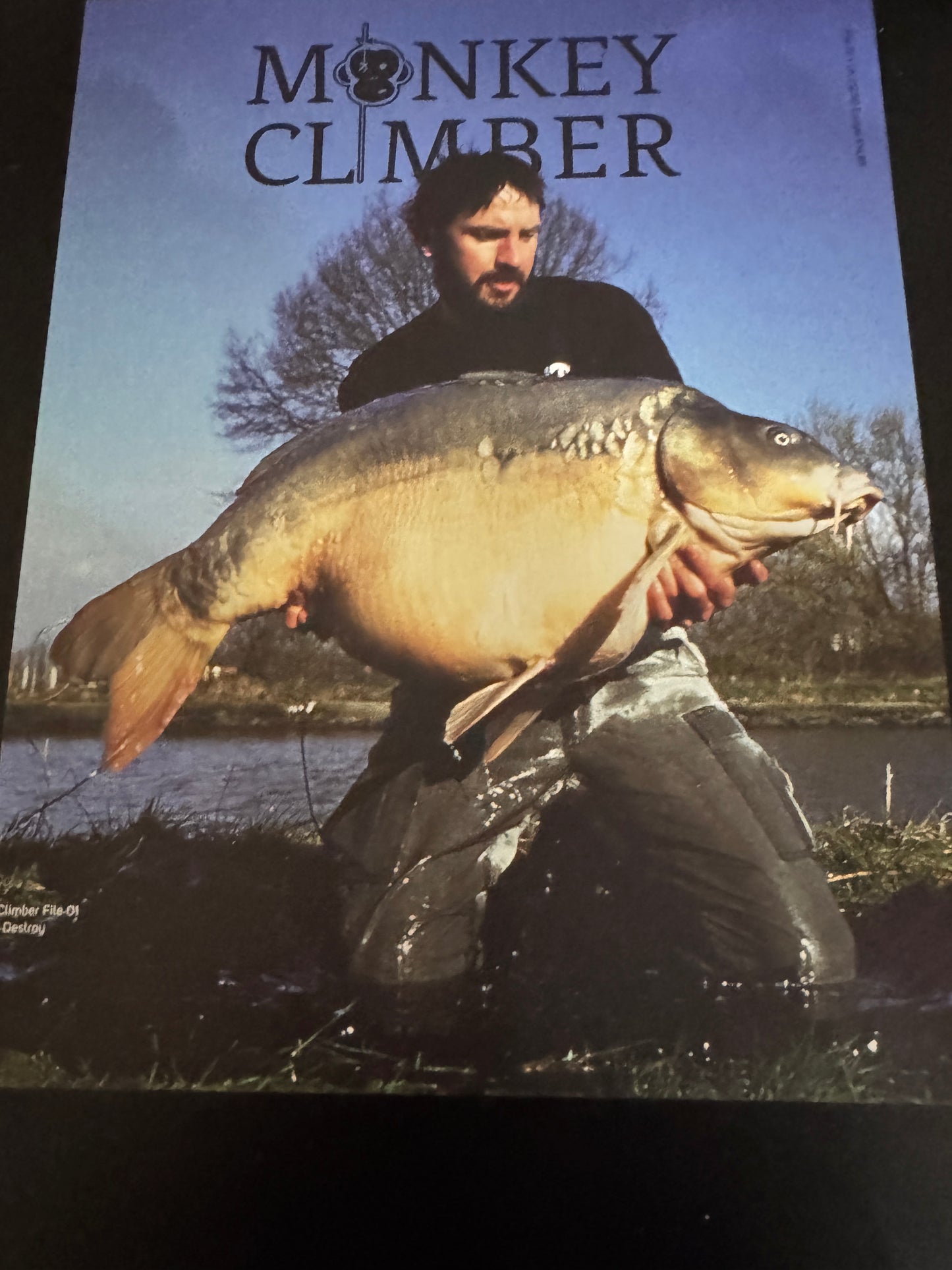 Monkey Climber (English Edition) Magazine (File 1). Phil Cottenier cover.